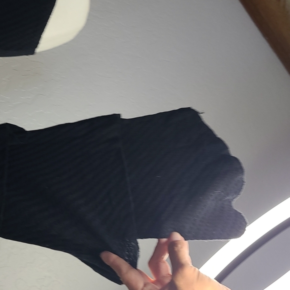 NWT Chaser bell sleeves shirt on the open road XS - Picture 4 of 9